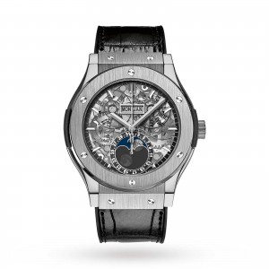hublot classic fusion heren skelet 45mm horloge